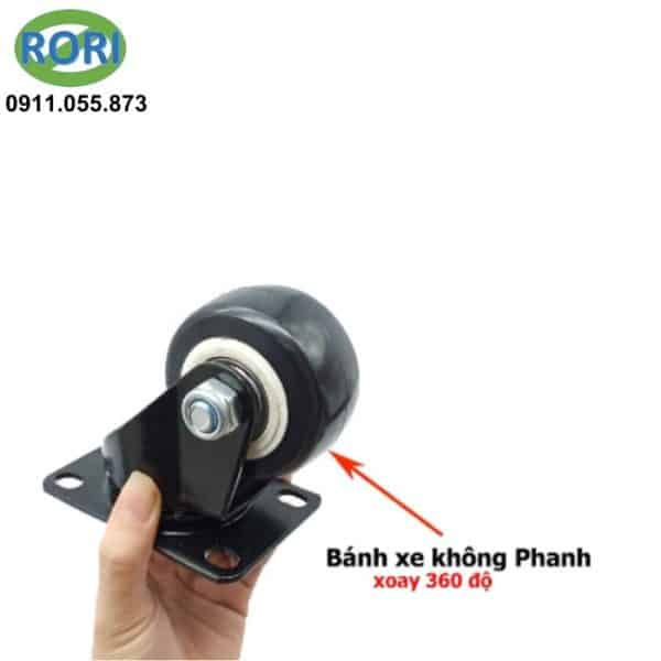 Bánh xe PVC - Đế xoay là phụ kiện được sử dụng nhiều trong chế tạo và lắp ráp các loại xe đẩy, kệ đẩy, giúp tăng tính linh hoạt và thuận tiện cho việc di chuyển và vận chuyển hàng hóa, nguyên vật liệu, sản phẩm,.... Loại bánh xe này được sử dụng đặc biệt nhiều trong các nhà máy, khu sản xuất, chế biến thực phẩm,... Giải pháp RORI là đơn vị uy tín, chuyên cung cấp và phân phối chính hãng các sản phẩm, phụ kiện, thiết bị hàn - cắt, thiết bị điện, các loại máy cầm tay, máy công nghiệp, các thiết bị bảo hộ lao động, thiết bị phòng sơn, phòng sạch, các loại băng keo, vật tư kim khí,... tại thị trường miền Trung, đặc biệt là các tỉnh Huế, Đà Nẵng, Quảng Nam, Quảng Ngãi.