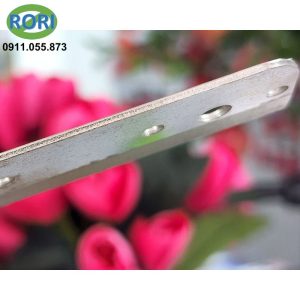 JPCE37 - Lưỡi cắt dự phòng phù hợp và chuyên dụng cho kéo cắt ống nhựa JPC-37 MCC. Giải pháp RORI tự hào là đơn vị uy tín, chuyên cung cấp và phân phối chính hãng các loại dụng cụ cầm tay, dụng cụ - thiết bị - vật tư kim khí, máy công cụ, dụng - thiết bị điện, vật tư phòng sơn, phòng sạch, bảo hộ lao động,... tại khu vực Miền Trung. Đặc biệt là tại các tỉnh Huế, Đà Nẵng, Quảng Nam, Quảng Ngãi.