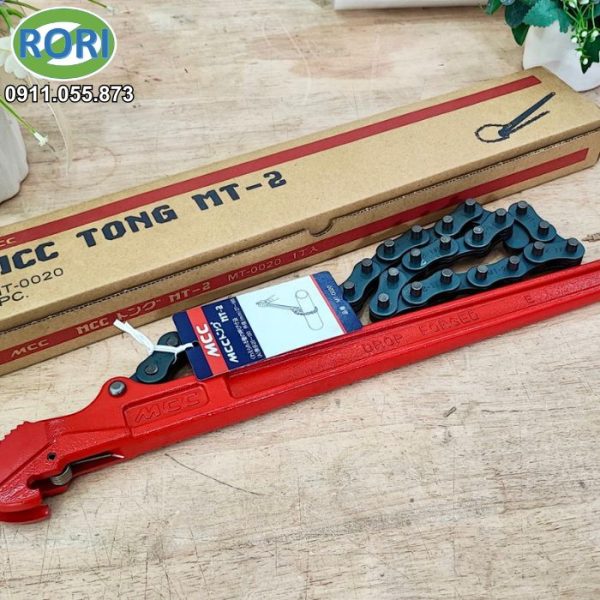 MT-0020 - Cờ lê xích dài 510mm - Mẫu cờ lê chuyên dụng được sản xuất bởi thương hiệu MCC Japan. Với thiết kế đặc biệt và tiện dụng. Cho khả năng mở ống có đường kính Ø27-165mm. Đây là dụng cụ hỗ trợ rất nhiều trong việc tháo mở các thi tiết dạng ống, mặt bích,... các chi tiết có độ chặt cao hoặc khó mở,... Giải pháp RORI tự hào là đơn vị uy tín, chuyên cung cấp và phân phối chính hãng các loại dụng cụ cầm tay, dụng cụ - thiết bị - vật tư kim khí, máy công cụ, dụng - thiết bị điện, vật tư phòng sơn, phòng sạch, bảo hộ lao động,... tại khu vực Miền Trung. Đặc biệt là tại các tỉnh Huế, Đà Nẵng, Quảng Nam, Quảng Ngãi.