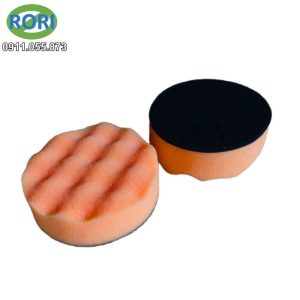 Gekatex GD00004340 - Đĩa xốp đánh bóng 80mm (75ST) là mẫu sản phẩm có khả năng đánh bóng bề mặt sản phẩm với tính hiệu quả cao. Giúp tăng độ hoàn thiện và giá trị của sản phẩm. Giải pháp RORI tự hào là đơn vị uy tín, chuyên cung cấp và phân phối chính hãng các loại dụng cụ cầm tay, dụng cụ - thiết bị - vật tư kim khí, máy công cụ, dụng - thiết bị điện, vật tư phòng sơn, phòng sạch, bảo hộ lao động,... tại khu vực Miền Trung. Đặc biệt là tại các tỉnh Huế, Đà Nẵng, Quảng Nam, Quảng Ngãi.