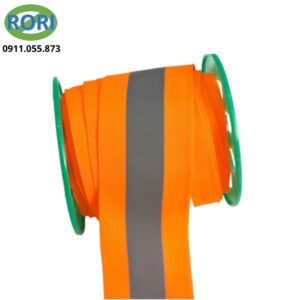 dây vải phản quang dùng để cảnh báo và tăng khả năng nhận diện trong điều kiện thiếu sáng, giúp đảm bảo an toàn cho người và khu vực làm việc.