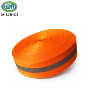 dây vải phản quang dùng để cảnh báo và tăng khả năng nhận diện trong điều kiện thiếu sáng, giúp đảm bảo an toàn cho người và khu vực làm việc.