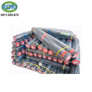 màng phủ công trình chính hãng, dùng để lót nền trước khi đổ bê tông. Giúp chống thấm ngược, ngăn mất nước xi măng, và bảo vệ bê tông