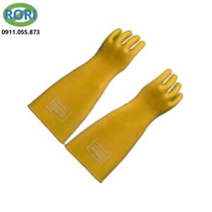Găng tay cao su cách điện 10kV Vicadi GT04 là thiết bị bảo hộ chuyên dụng, giúp bảo vệ người lao động khi làm việc với hệ thống điện trung áp. Sản phẩm được sản xuất từ cao su thiên nhiên, đảm bảo độ đàn hồi và khả năng cách điện ổn định.