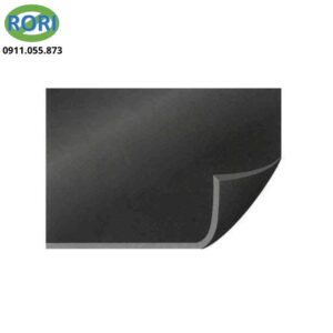 Cao su tấm chịu xăng dầu Vicadi TCD-06 là vật liệu cao su kỹ thuật chuyên dụng, được sử dụng phổ biến trong môi trường có xăng dầu, dầu nhớt, dung môi và hóa chất nhẹ. Sản phẩm có độ bền cao, đàn hồi tốt, hạn chế lão hóa và phù hợp cho các ứng dụng làm gioăng, đệm, lót sàn hoặc gia công chi tiết kỹ thuật.