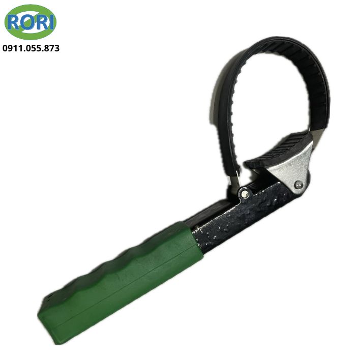 Cờ lê dây đai tháo lọc dầu ô tô 60-120mm là dụng cụ chuyên dụng giúp tháo lắp lọc dầu nhanh chóng, an toàn và không làm biến dạng bề mặt lọc. Sản phẩm phù hợp cho gara sửa chữa ô tô, trung tâm bảo dưỡng và cả người dùng cá nhân muốn tự thay dầu tại nhà.