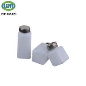 Chai nhựa 500ml là thiết bị phòng sạch có tính chống tĩnh điện cao. Có thể sử dụng như lọ đựng cồn hay lọ chứa các dung dịch chuyên dụng khác.