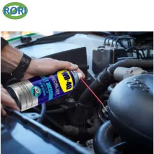 Chất bôi trơn WD-40 là giải pháp bôi trơn chuyên dụng, chống trượt hiệu quả cho các thiết bị cơ khí. Sản phẩm đóng vai trò như một loại mỡ bôi trơn làm giảm ma sát, bảo vệ bề mặt kim loại.