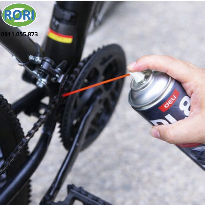 Dầu chống rỉ sét 200mL hay còn gọi là chất chống oxy hóa là loại chất bôi trơn có khả năng bảo vệ các chi tiết kim loại bằng cách tạo lớp màng mỏng ngăn cách với môi trường xung quanh. Sản phẩm này đến từ thương hiệu nổi tiếng Deli, với thiết kế dạng xịt tiện lợi cùng công dụng đa dạng. Sản phẩm sẽ mãng mang đế cho bạn trải nghiệm tốt nhất.