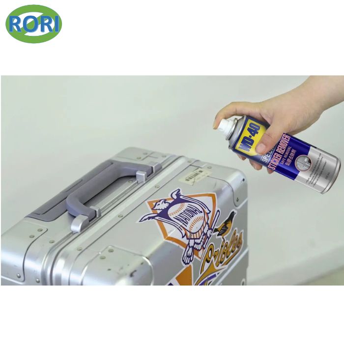 Hóa chất tẩy rửa WD-40, giải pháp làm sạch keo dán nhanh chóng. Sản phẩm là chất tẩy keo hiệu quả. Dù là loại keo cứng đầu cỡ nào cũng dễ dành lau trôi sạch sẽ. Sản phẩm cũng được dùng làm chất tẩy rửa công nghiệp chuyên dụng.