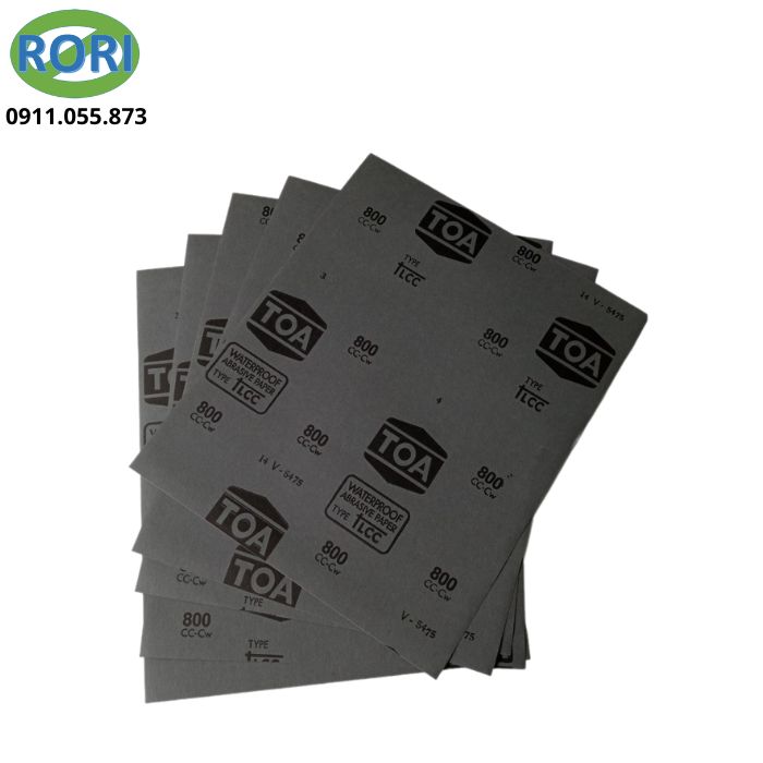Trong gia công và sửa chữa, chà nhám là bước quan trọng để làm sạch và tạo độ đồng đều cho bề mặt. Giấy nhám L-TOA-P80 là sản phẩm dạng tờ, có độ hạt P80 và thiết kế phù hợp cho nhiều công việc xử lý bề mặt. Sản phẩm có thể sử dụng trong các công đoạn chà nhám thủ công và hoàn thiện vật liệu. Giấy còn được biết đến là giấy nhám nước, giấy nhám tờ, giấy nhám TOA,...