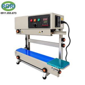 Máy hàn miệng túi FR-900 (máy ép miệng túi) bản đứng hỗ trợ đóng gói nhanh chóng, thuận tiện và linh hoạt. Tạo đường hàn chắc chắn và kín, giúp hạn chế bụi, hơi ẩm hoặc không khí xâm nhập vào bên trong. Thiết kế phù hợp cho nhiều loại bao bì, đáp ứng tốt nhu cầu đóng gói trong sản xuất, kinh doanh và bảo quản hàng hóa.